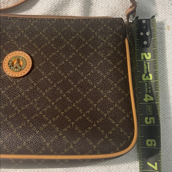 Eiffel leather Crossbody Bag - Picture 3 of 6